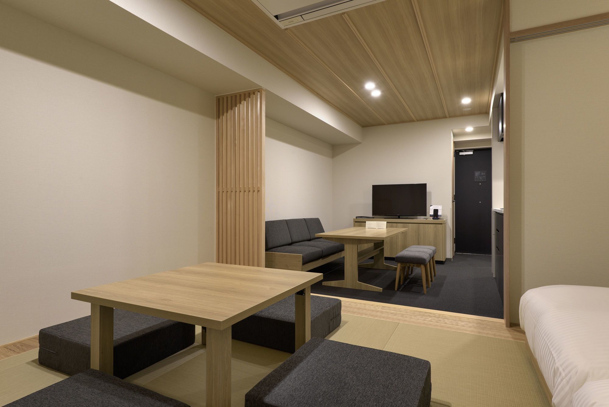 Готель Mimaru Tokyo Ueno East Екстер'єр фото